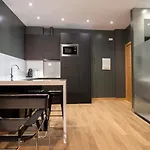 Ele San Justo Plaza Apartment *