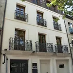 Ele San Justo Plaza Apartment *
